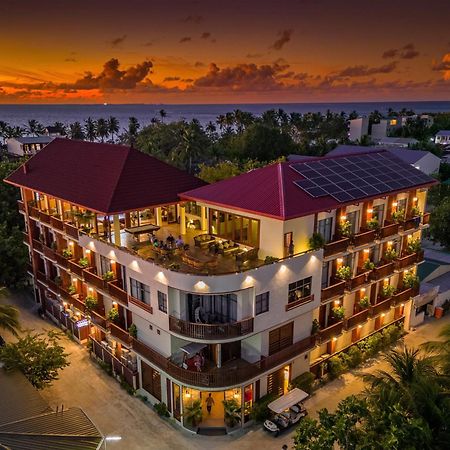 Araamu Hotels Maldives At Dhiffushi Exterior foto