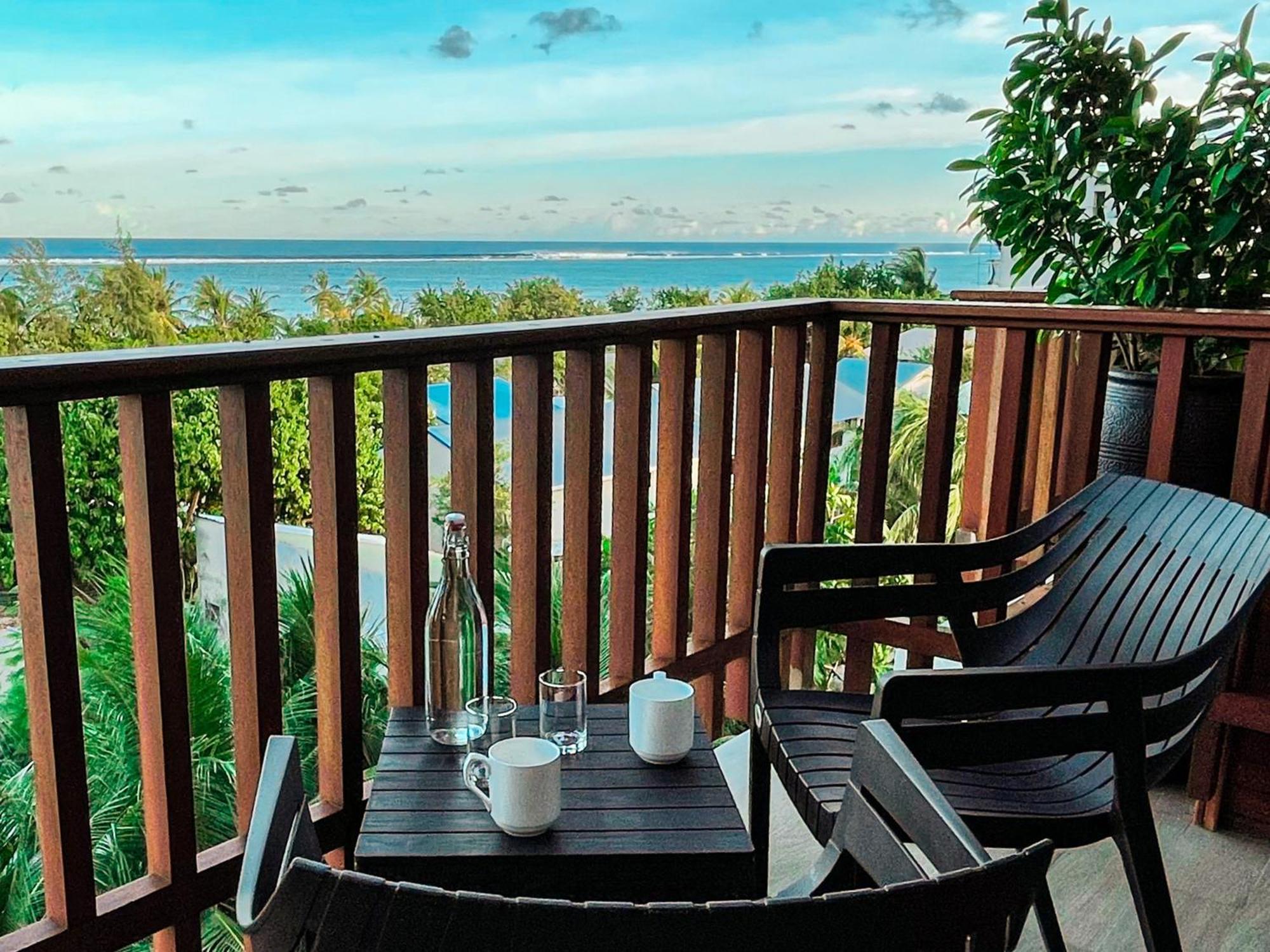 Araamu Hotels Maldives At Dhiffushi Exterior foto