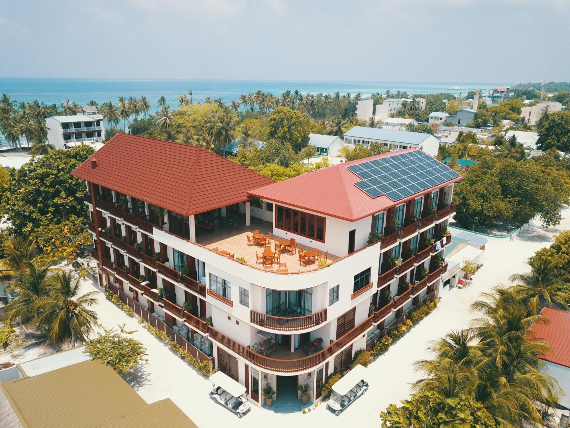 Araamu Hotels Maldives At Dhiffushi Exterior foto
