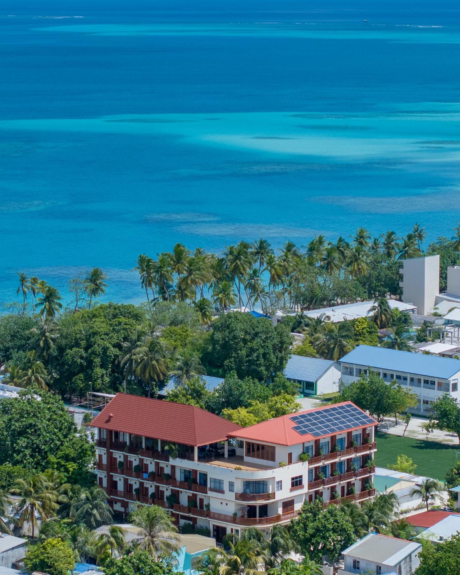 Araamu Hotels Maldives At Dhiffushi Exterior foto